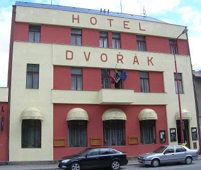 Hotel Dvorak Chrast ภายนอก รูปภาพ